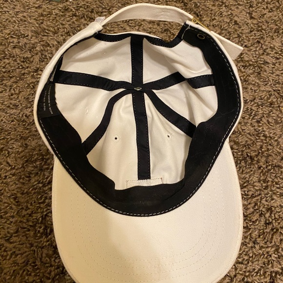 Hat - Picture 3 of 3